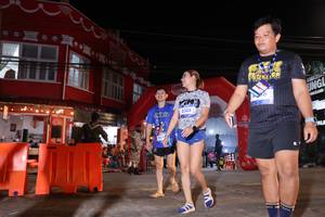 BIB: 3308
                            <button type="button" onclick="openModal(26263960)" class="btn btn-primary btn-sm float-right btn-popup" data-toggle="modal" data-target=".modal-high-quality">
                        <i class="fas fa-shopping-cart"></i> Add to Cart
                    </button>
                                            <button type="button" onclick="isThisMe(26263960, true)" class="btn btn-success btn-sm float-right btn-popup btn-isme hidden" data-toggle="tooltip" data-placement="bottom" title="นี่คือรูปของคุณใช่ไหม คลิกที่นี่เพื่อเอาเข้าอัลบั้ม">
                        <i class="fas fa-plus"></i> Add to album
                    </button>
                    <button type="button" onclick="isThisMe(26263960, false)" class="btn btn-warning btn-sm float-right btn-popup btn-isnotme hidden">
                        <i class="fas fa-ban"></i> Remove from album
                    </button>